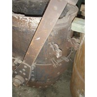 Ladle, 2 t, with oilbath gearbox